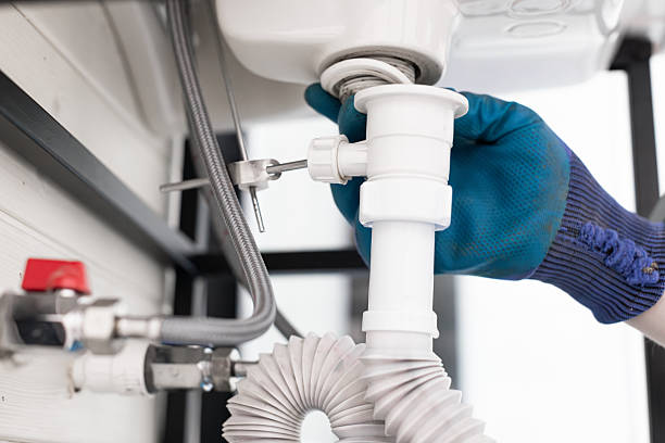 Reliable Emergency Plumber contractor in Damon, TX by Masters Plumbing Service